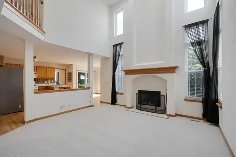 2519 Crestview Drive Aurora IL 60502