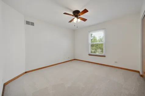 2519 Crestview Drive Aurora IL 60502