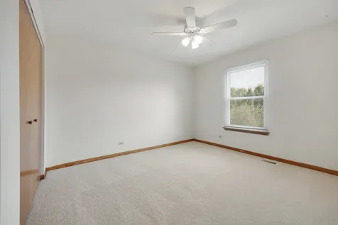 2519 Crestview Drive Aurora IL 60502