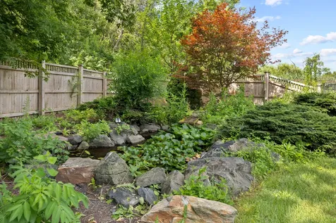 2519 Crestview Drive Aurora IL 60502