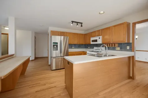 2519 Crestview Drive Aurora IL 60502