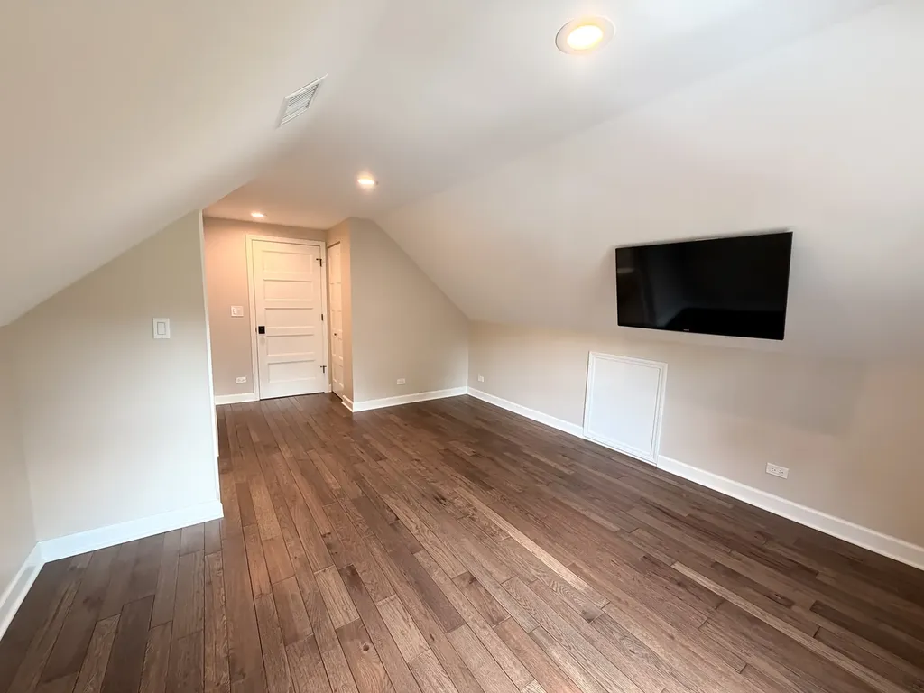 26W416 Macarthur Avenue Carol Stream IL 60188