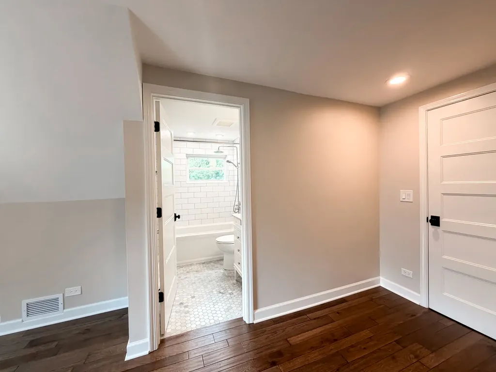 26W416 Macarthur Avenue Carol Stream IL 60188