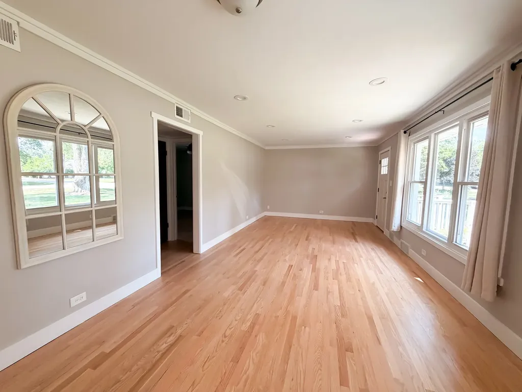 26W416 Macarthur Avenue Carol Stream IL 60188