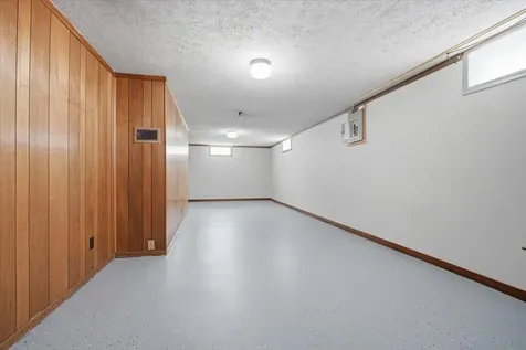 1302 Pinehurst Drive Bloomington IL 61704