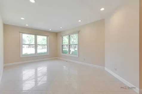 287 Willow Parkway Buffalo Grove IL 60089
