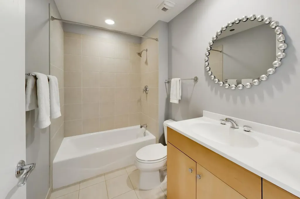530 North Lake Shore Drive Chicago IL 60611