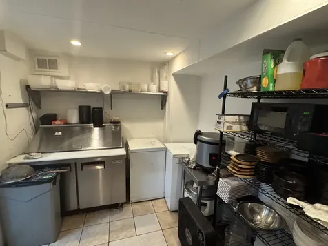 9999 North Confidential Street Oak Park IL 60301