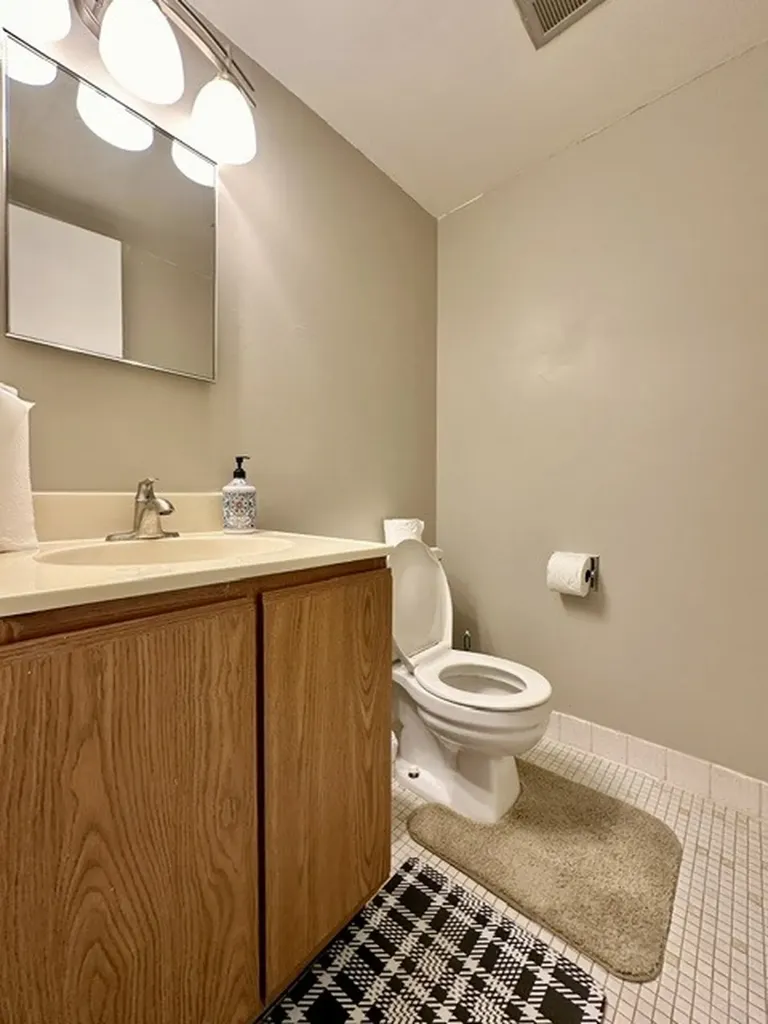 264 East Bailey Road Naperville IL 60565