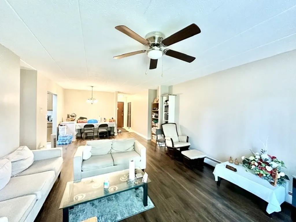 264 East Bailey Road Naperville IL 60565