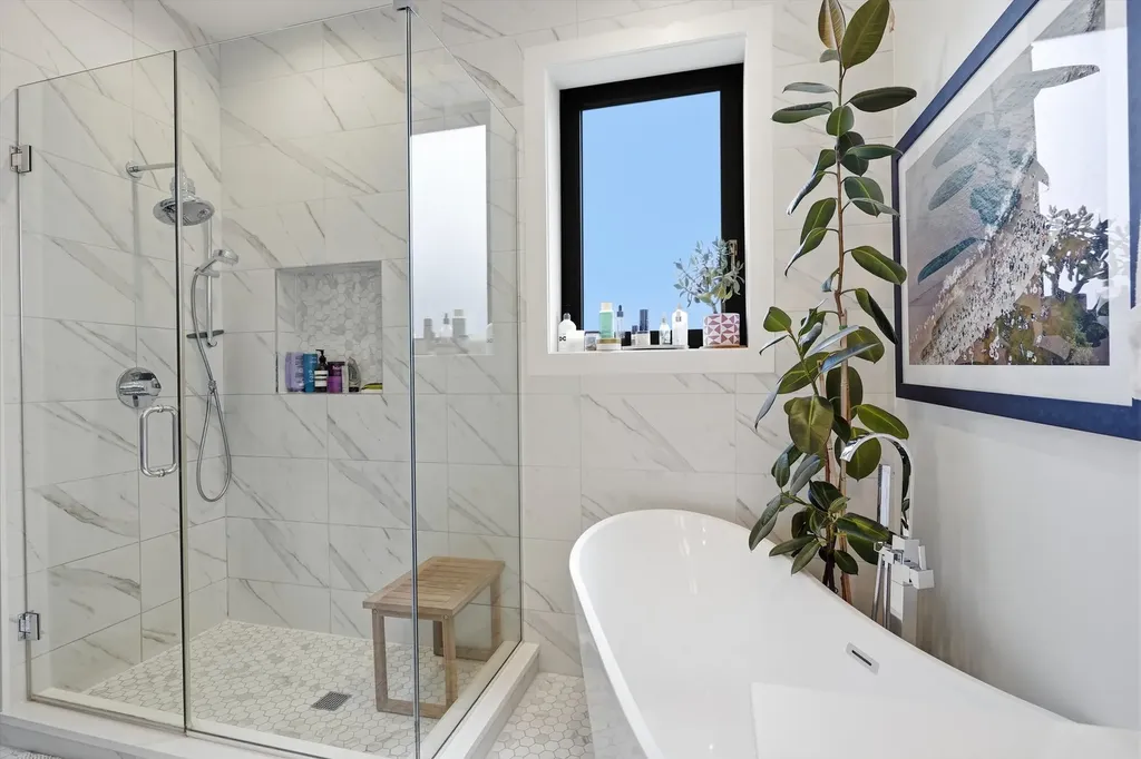 2122 West Crystal Street Chicago IL 60622