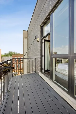 2800 North Lincoln Avenue Chicago IL 60657