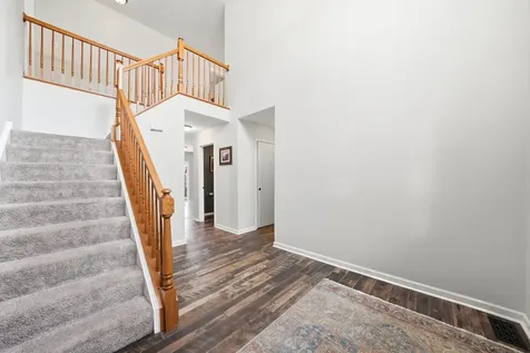 1987 Wedgeport Circle Romeoville IL 60446