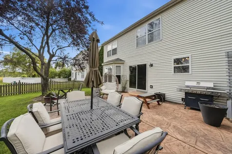1987 Wedgeport Circle Romeoville IL 60446