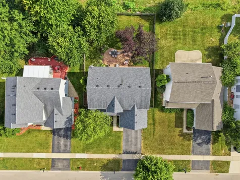 1987 Wedgeport Circle Romeoville IL 60446