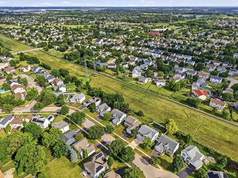 1987 Wedgeport Circle Romeoville IL 60446