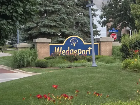 1987 Wedgeport Circle Romeoville IL 60446