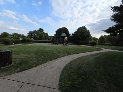 1987 Wedgeport Circle Romeoville IL 60446