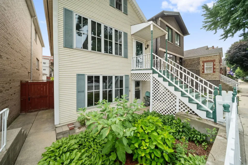3517 South Lowe Avenue Chicago IL 60609