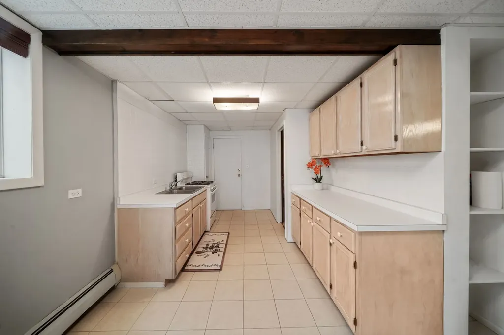 3517 South Lowe Avenue Chicago IL 60609