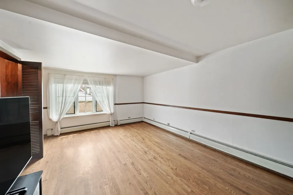 3517 South Lowe Avenue Chicago IL 60609
