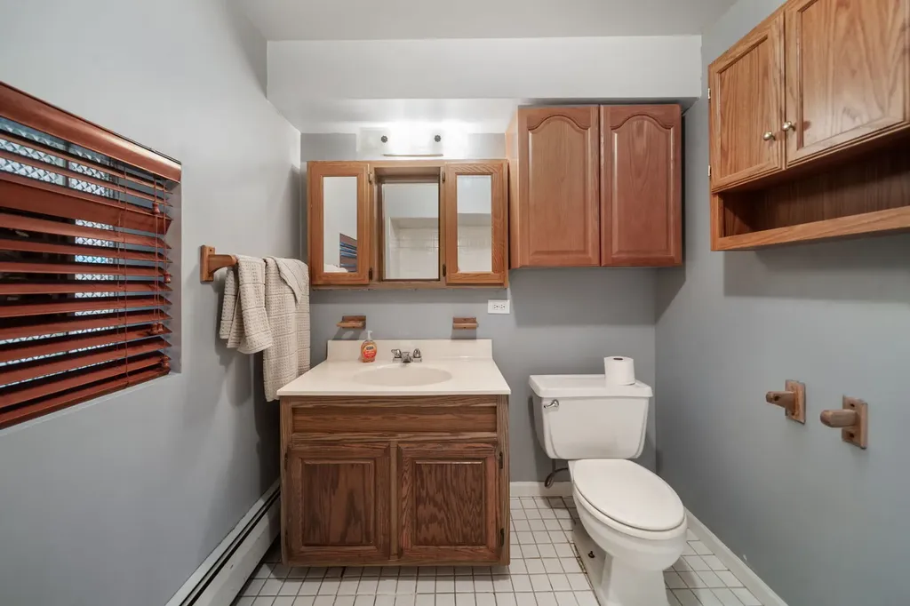 3517 South Lowe Avenue Chicago IL 60609