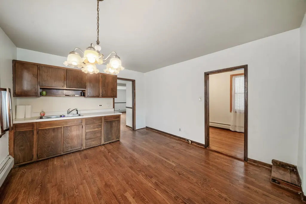 3517 South Lowe Avenue Chicago IL 60609