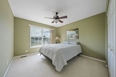 1498 Remington Lane Round Lake IL 60073