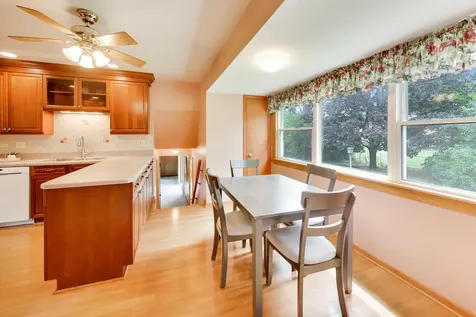803 East Valley Lane Arlington Heights IL 60004