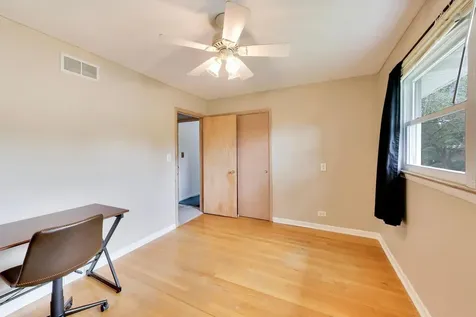 803 East Valley Lane Arlington Heights IL 60004