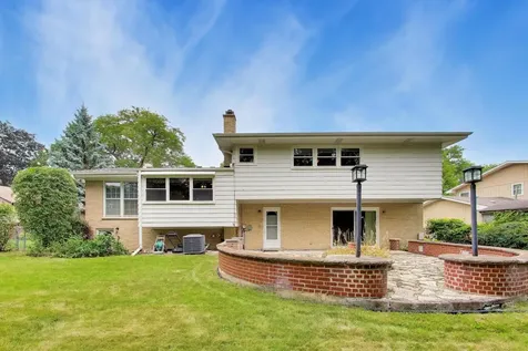 803 East Valley Lane Arlington Heights IL 60004