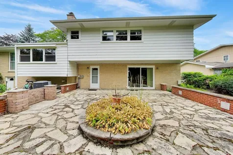 803 East Valley Lane Arlington Heights IL 60004