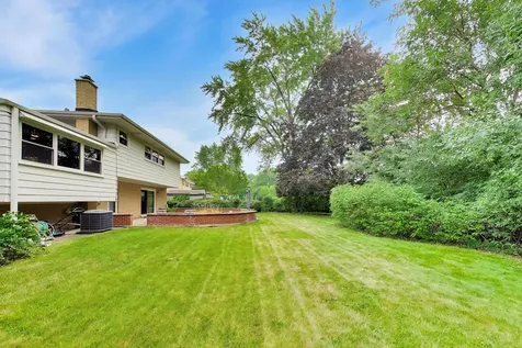 803 East Valley Lane Arlington Heights IL 60004