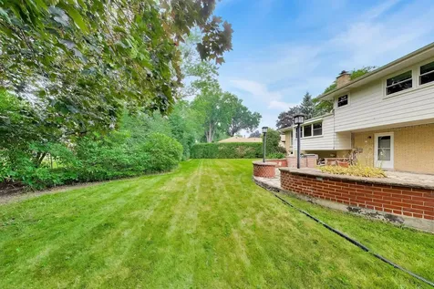 803 East Valley Lane Arlington Heights IL 60004