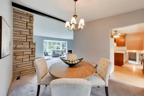 803 East Valley Lane Arlington Heights IL 60004