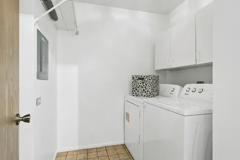 1160 Northbury Lane Wheeling IL 60090