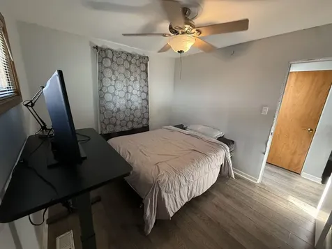 17057 Park Avenue Lansing IL 60438