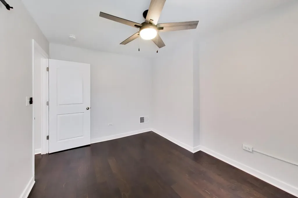 2504 East 96th Street Chicago IL 60617