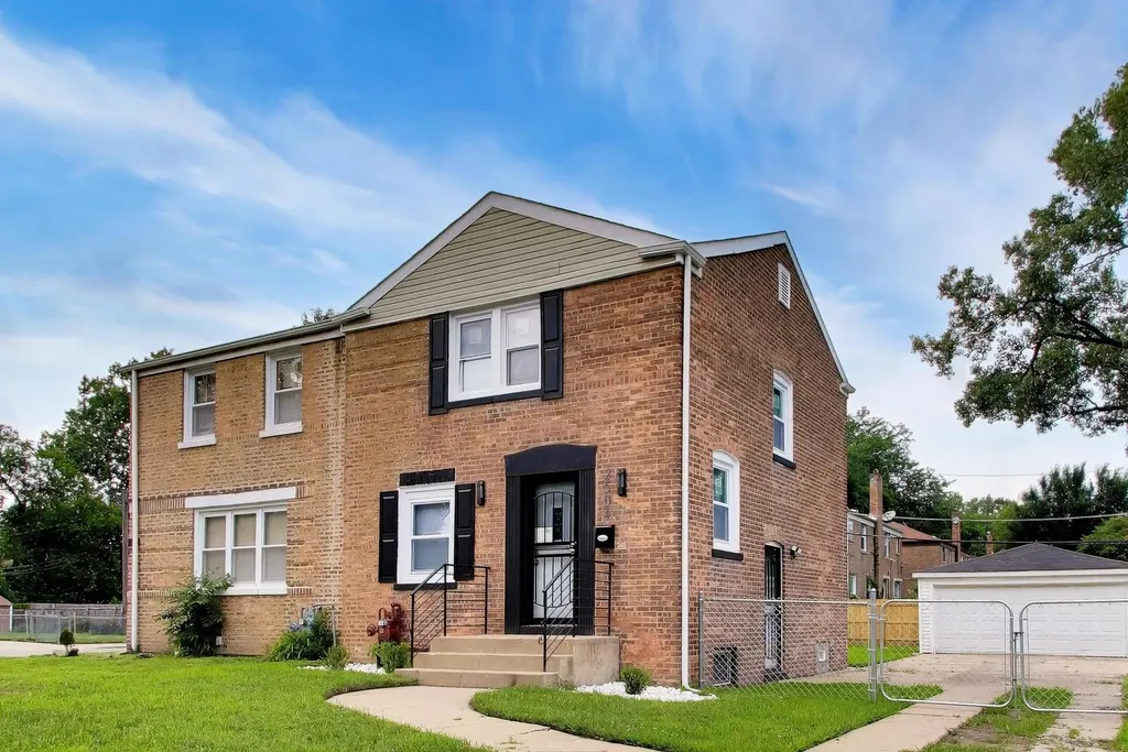 2504 East 96th Street Chicago IL 60617