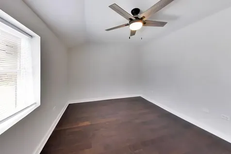 2504 East 96th Street Chicago IL 60617