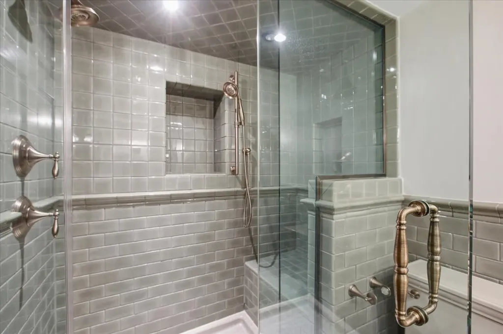 319 West Webster Avenue Chicago IL 60614