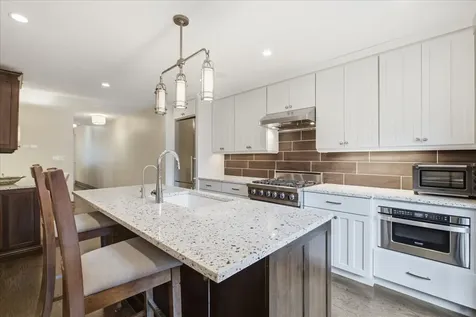 319 West Webster Avenue Chicago IL 60614