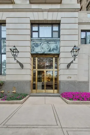 179 East Lake Shore Drive Chicago IL 60611