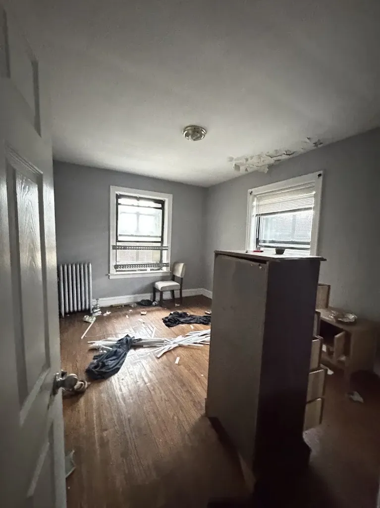 7954 South Maryland Avenue Chicago IL 60619