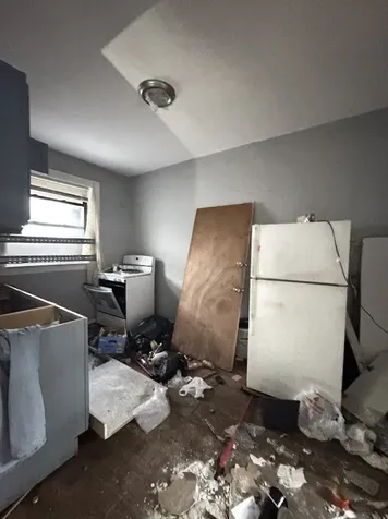 7954 South Maryland Avenue Chicago IL 60619