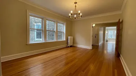 2734 West Winnemac Avenue Chicago IL 60625