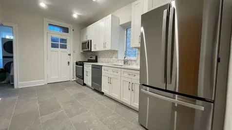2734 West Winnemac Avenue Chicago IL 60625