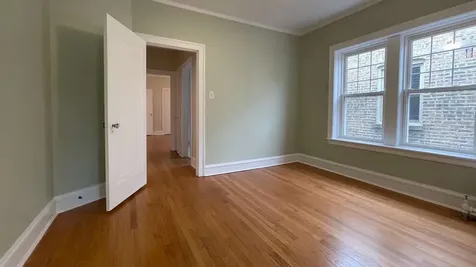 2734 West Winnemac Avenue Chicago IL 60625