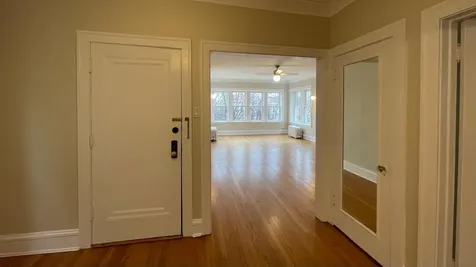 2734 West Winnemac Avenue Chicago IL 60625