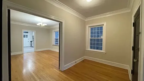 2734 West Winnemac Avenue Chicago IL 60625